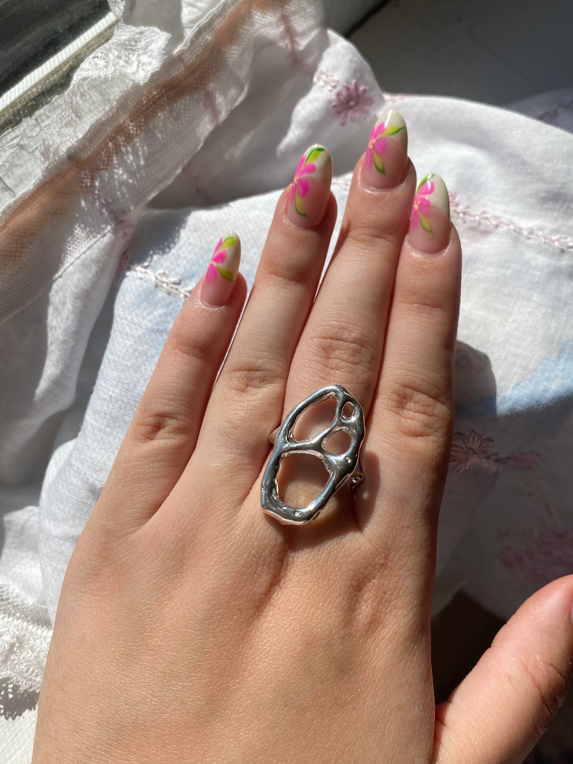 Large Honeycomb Ring