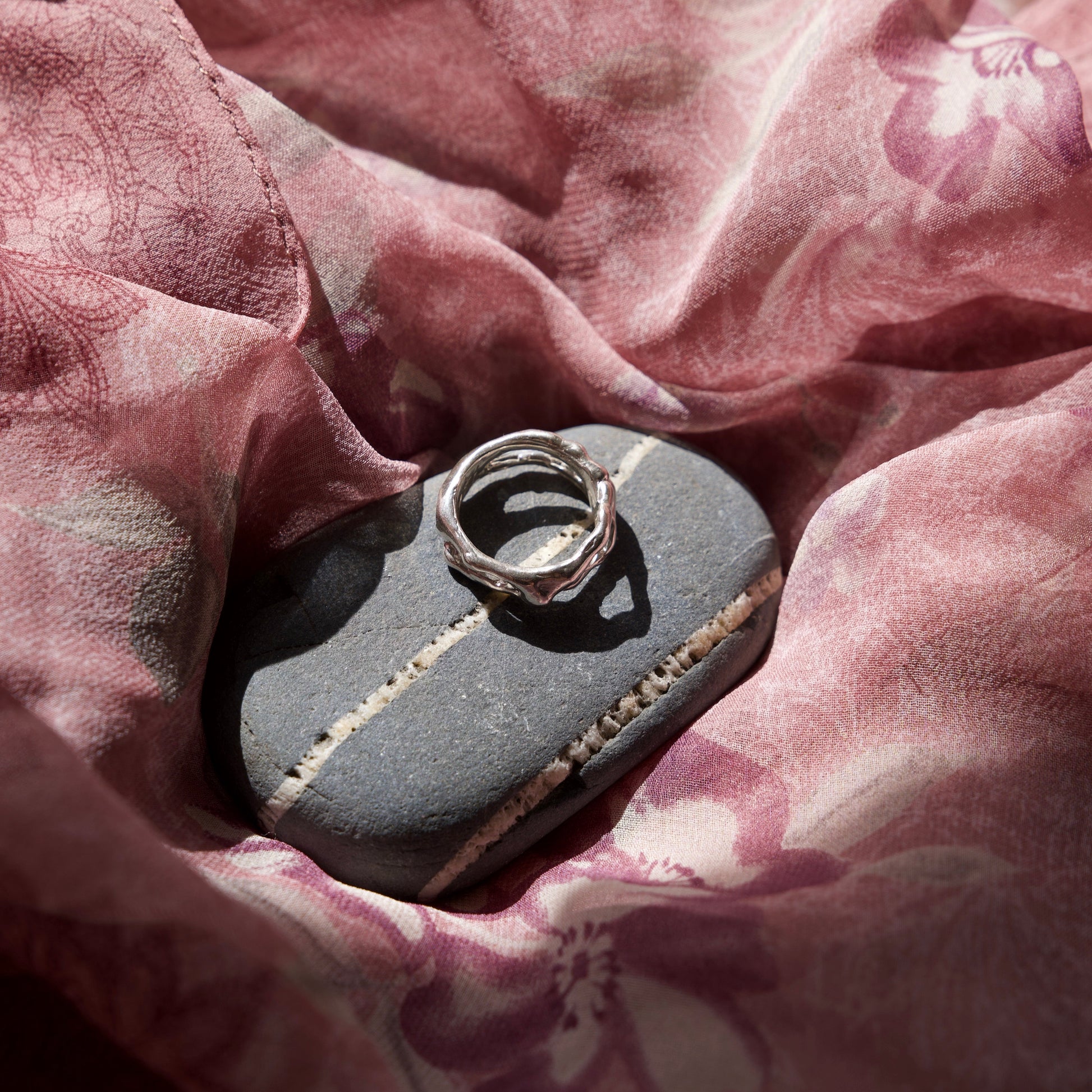 Peekaboo Ring