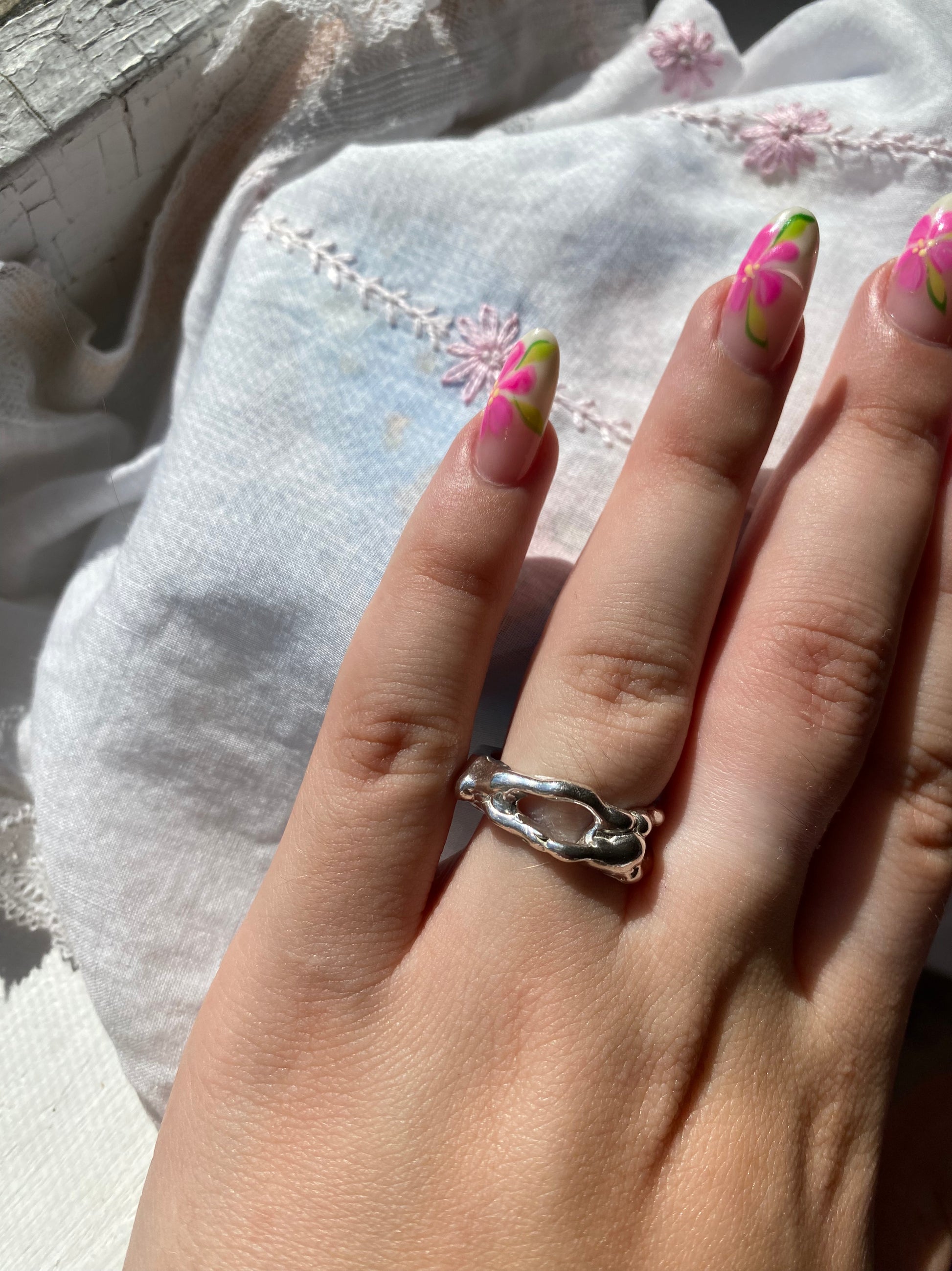 Peekaboo Ring