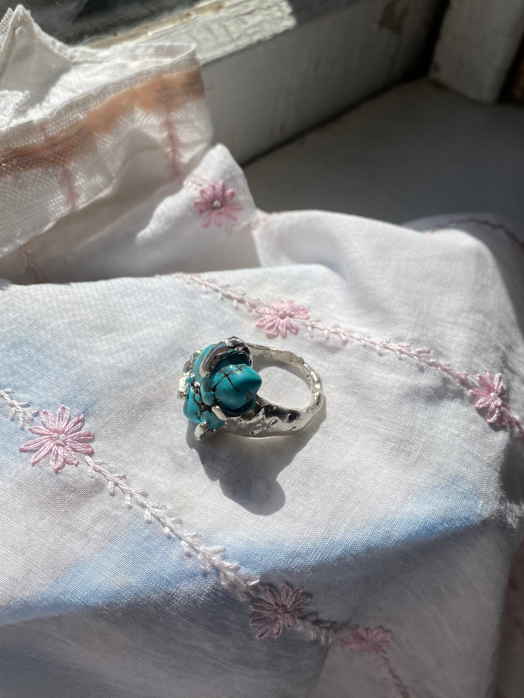 Turquoise Claw Ring